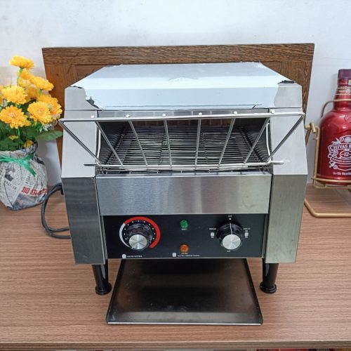 Máy nướng bánh mì băng chuyền TT-300